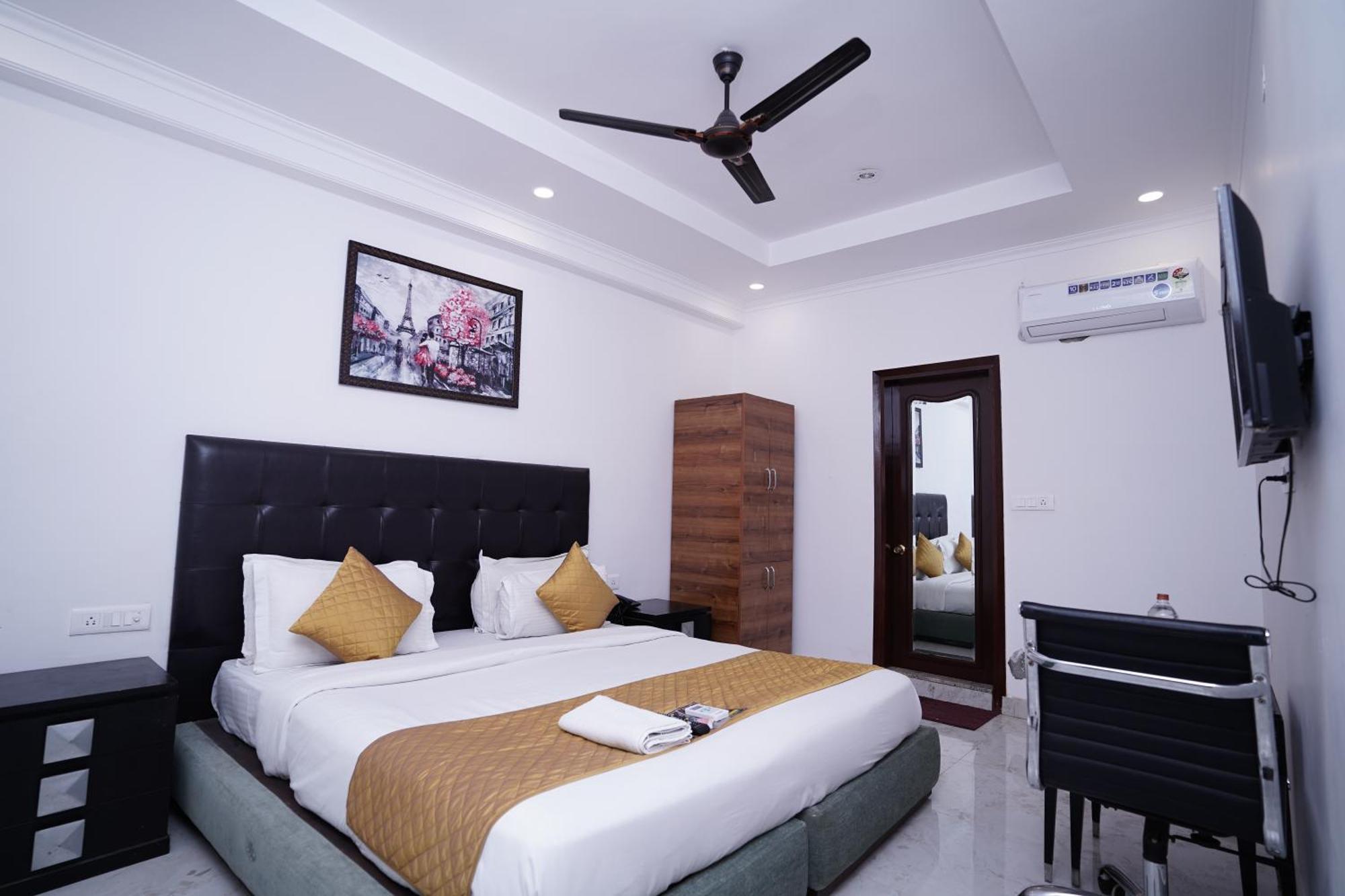 Hotel Moon Taj Near Yashobhoomi Convention Centre Δελχί Εξωτερικό φωτογραφία